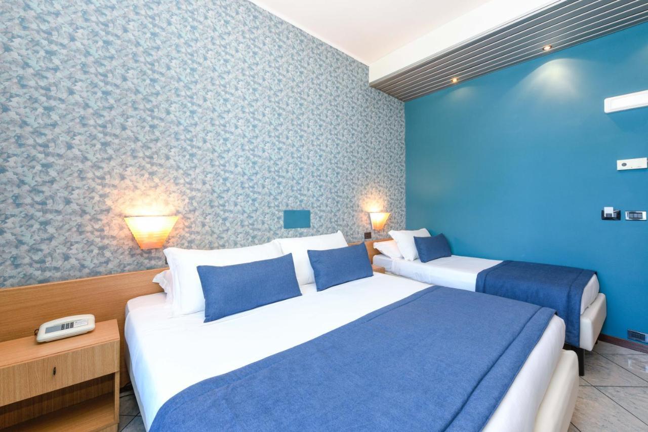 Hotel Aurora Desenzano del Garda Ngoại thất bức ảnh