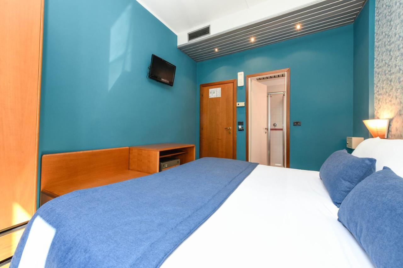 Hotel Aurora Desenzano del Garda Ngoại thất bức ảnh