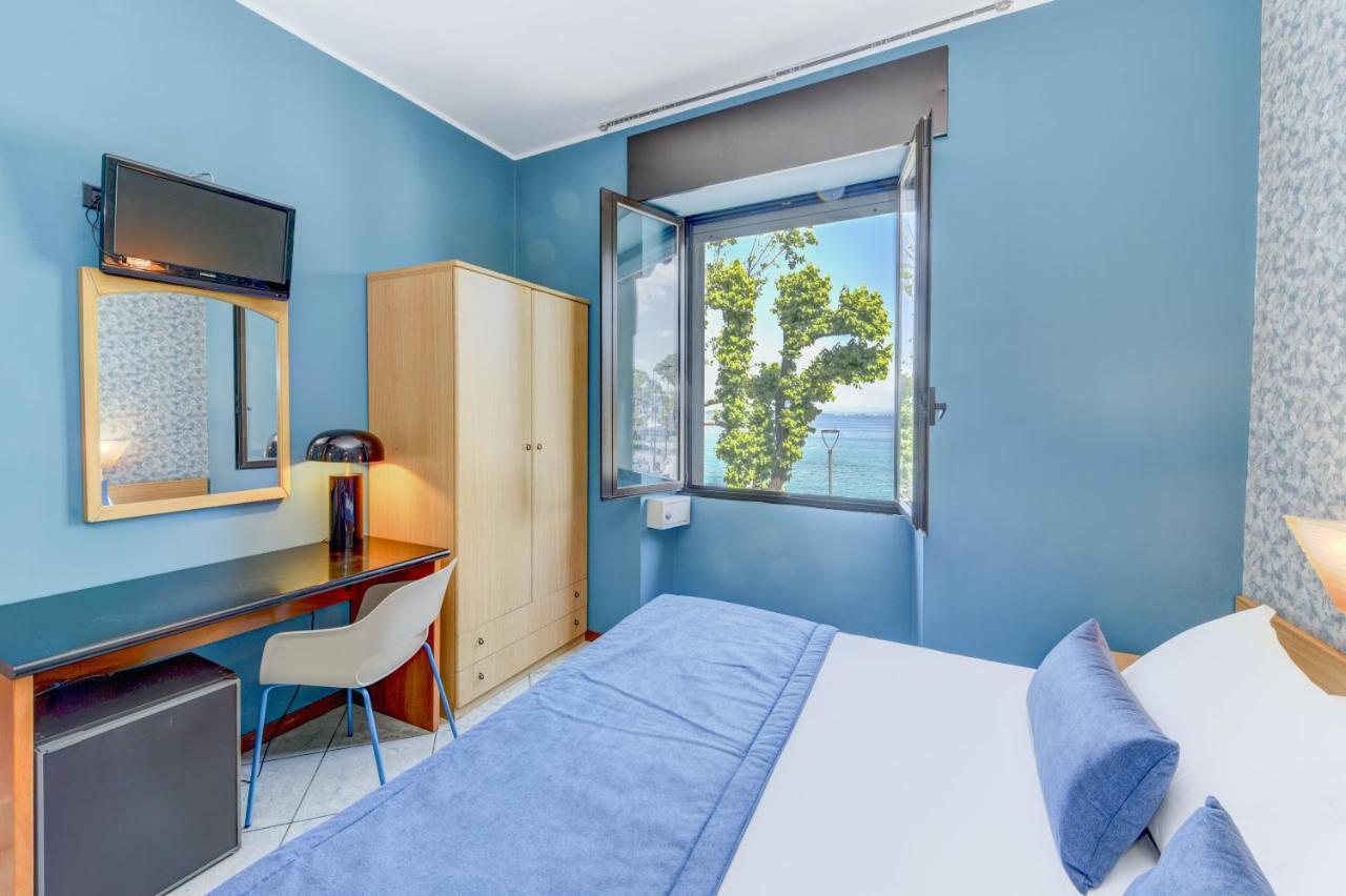 Hotel Aurora Desenzano del Garda Ngoại thất bức ảnh