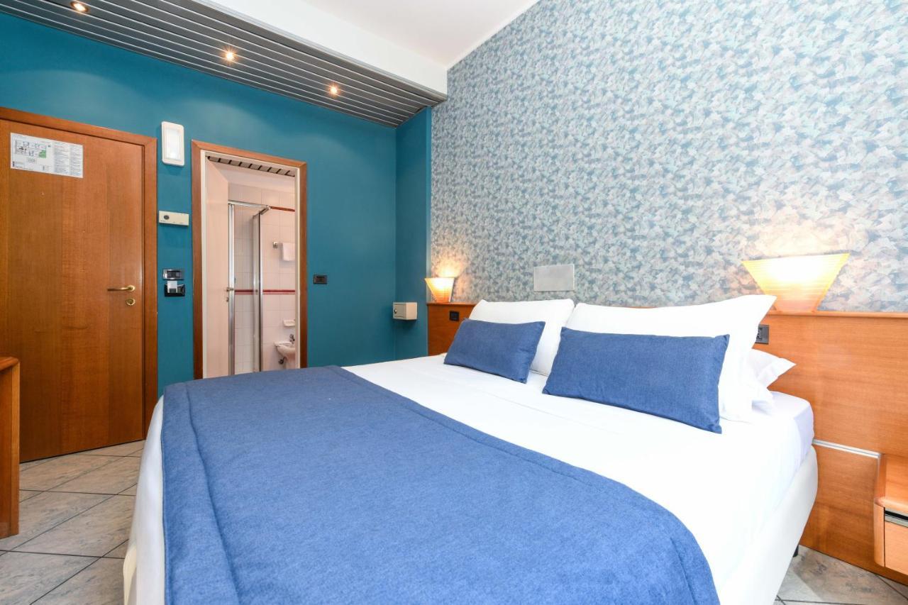 Hotel Aurora Desenzano del Garda Ngoại thất bức ảnh