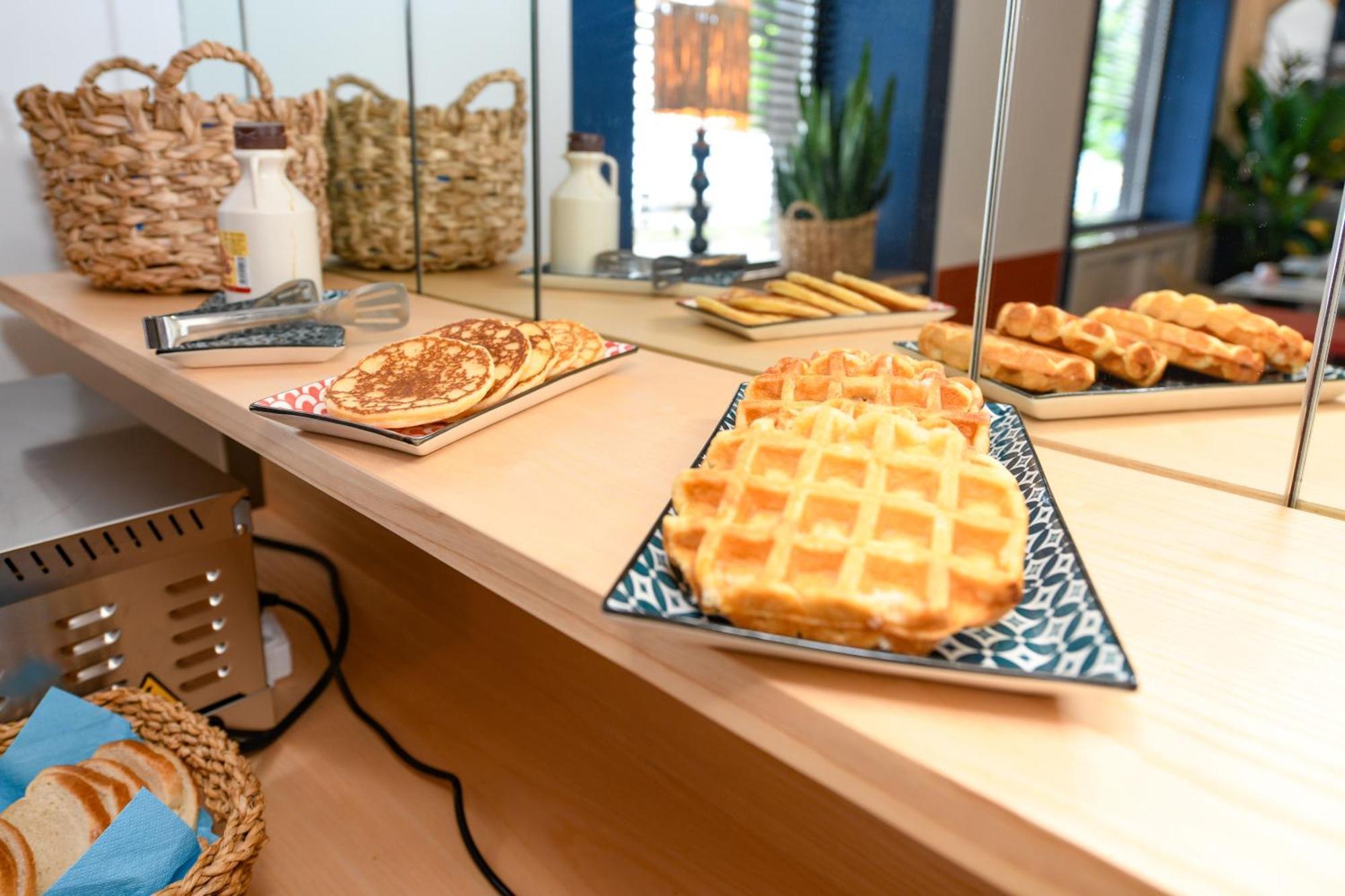 Hotel Aurora Desenzano del Garda Ngoại thất bức ảnh
