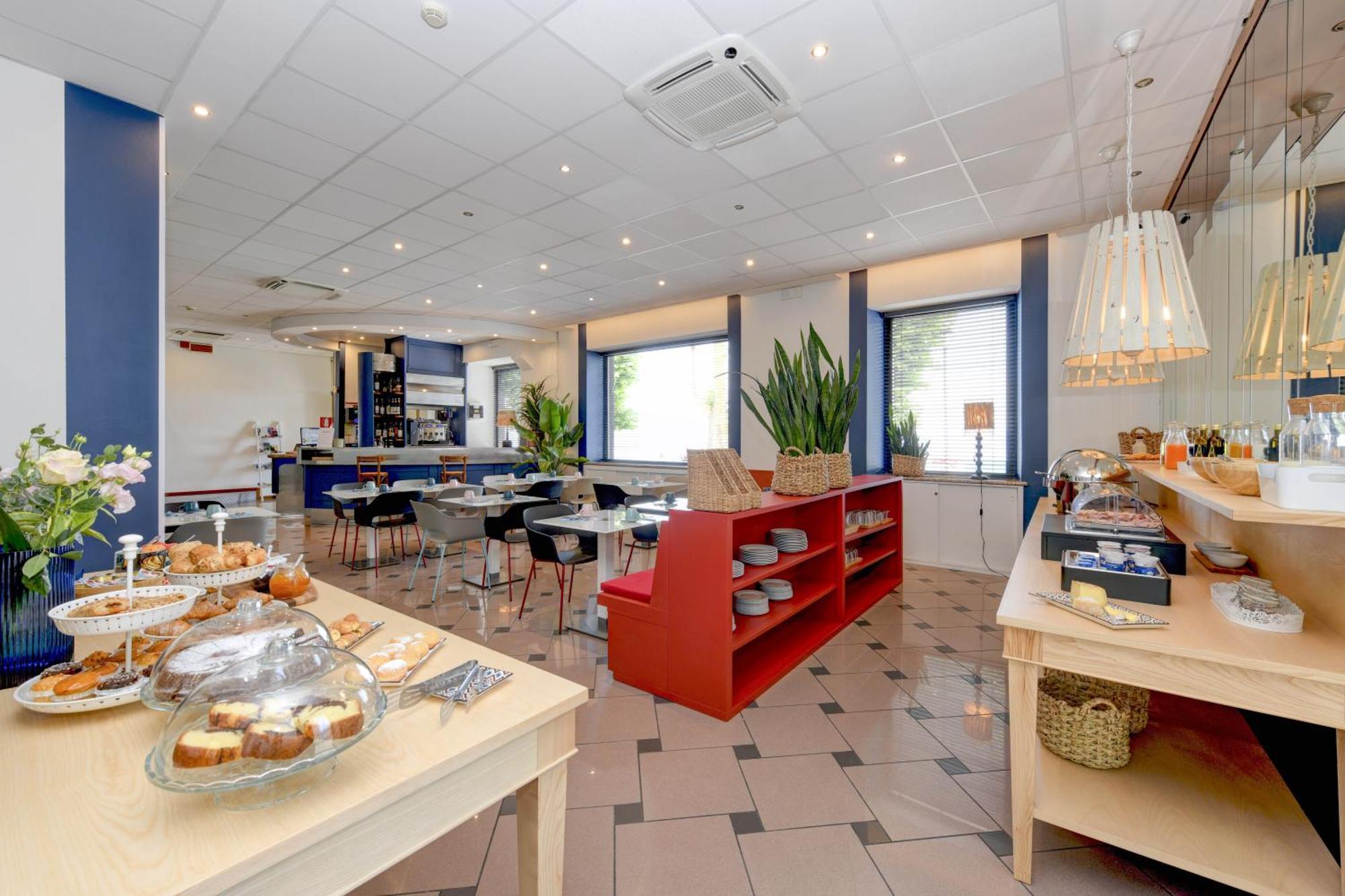 Hotel Aurora Desenzano del Garda Ngoại thất bức ảnh